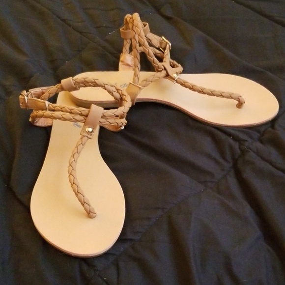🔴 2/$10 Wet Seal Classic T-Strap Braided Sandals Camel Color Flats Size 7 - Picture 4 of 5
